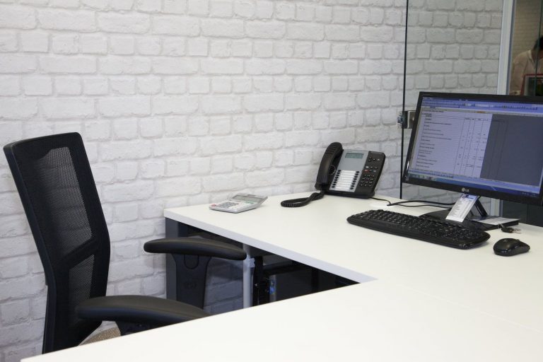 C3 Construction Office Desking