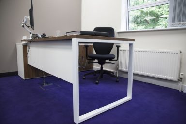 Taylor Wimpey Desking